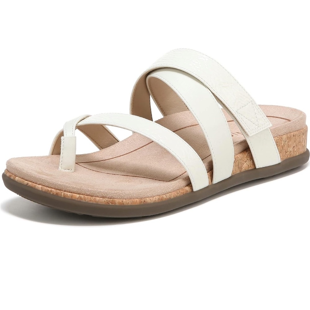 Vionic Cream Sandals with Cork Footbed and Supportive Sole. Never worn!